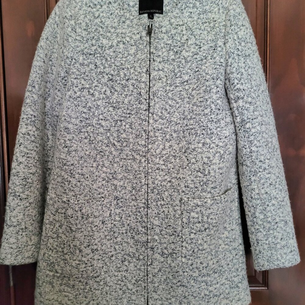 Banana Republic size small long boucle coat (jacket)